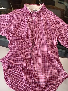 Haggar Men's Maroon and White Plaid Short-Sleeve Button-Down Shirt